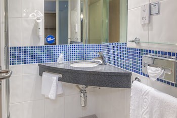 Holiday Inn Express Kettering, An Ihg Hotel
