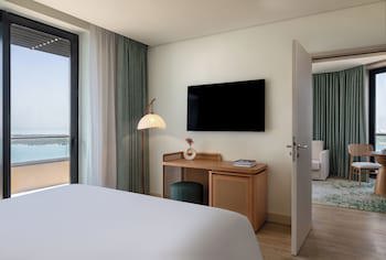 Yas Plaza Mangroves by IHG galeri fotoğrafı