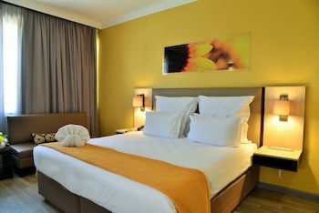 Cresta Oasis