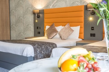 Diamond Coast Hotel
