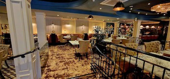 Diamond Coast Hotel