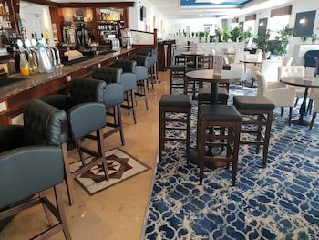 Diamond Coast Hotel