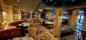 Diamond Coast Hotel