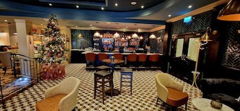 Diamond Coast Hotel