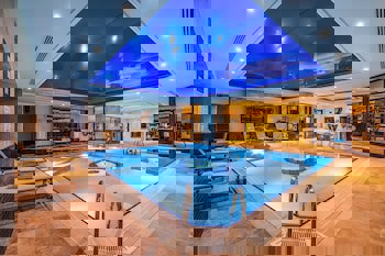 Elite World Prestige