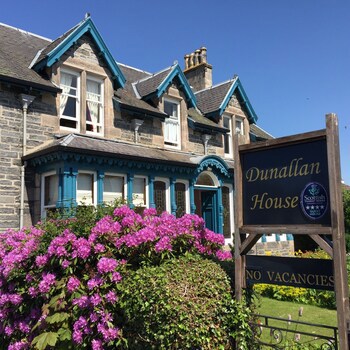 Dunallan House