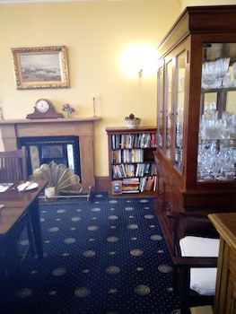 Dunallan House