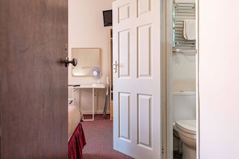 City Centre Guest House - Gloucester Park