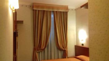 Hotel Dina galeri fotoğrafı