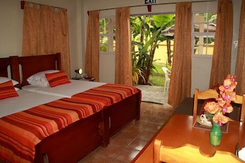 Greenhaven Cottage B&B