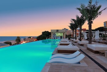 International Hotel Casino & Tower Suites
