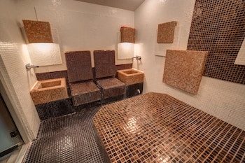 International Hotel Casino & Tower Suites