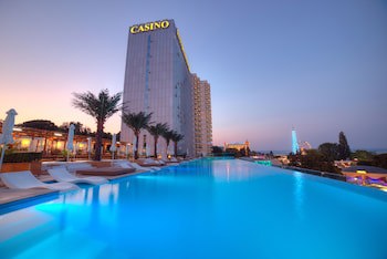 International Hotel Casino & Tower Suites