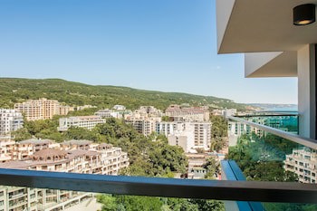 International Hotel Casino & Tower Suites