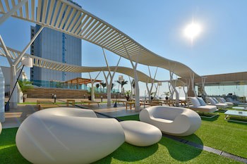 International Hotel Casino & Tower Suites