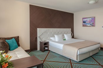 International Hotel Casino & Tower Suites