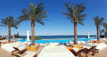International Hotel Casino & Tower Suites