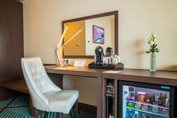 International Hotel Casino & Tower Suites