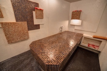 International Hotel Casino & Tower Suites