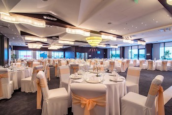 International Hotel Casino & Tower Suites