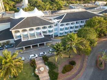 Bahia Plaza Hotel