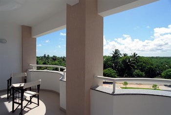 Bahia Plaza Hotel