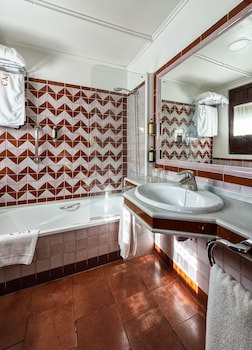 Casa Morisca Hotel Boutique