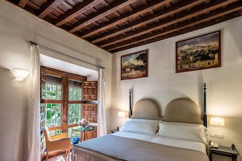 Casa Morisca Hotel Boutique