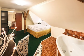 Pytloun Design Self Check-In Hotel