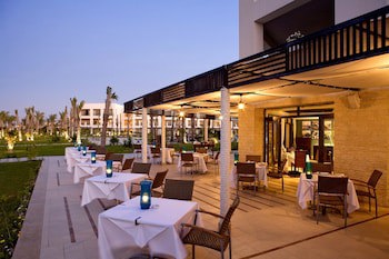 Jaz Crystal, Almaza Bay