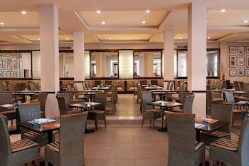 Jaz Crystal, Almaza Bay