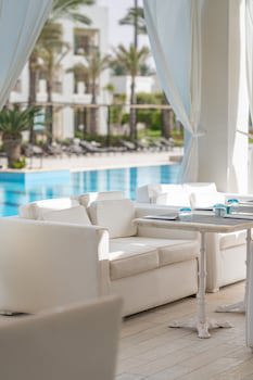 Jaz Crystal, Almaza Bay