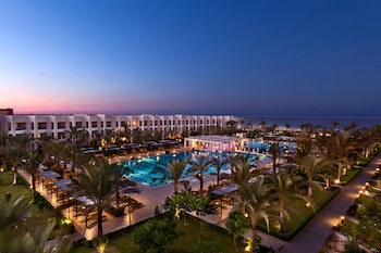 Jaz Crystal, Almaza Bay