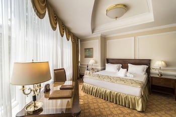 Nobil Luxury Boutique Hotel