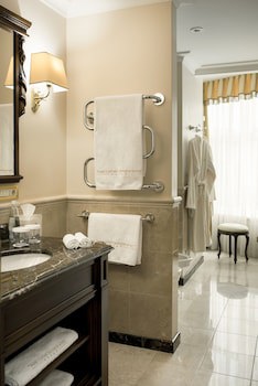 Nobil Luxury Boutique Hotel