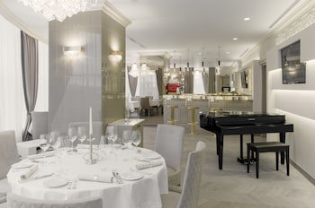 Nobil Luxury Boutique Hotel