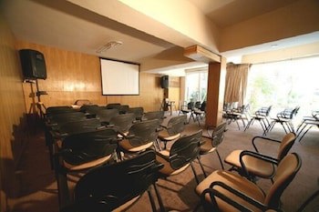 Casablanca Suites & Spa