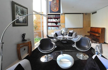 Casablanca Suites & Spa