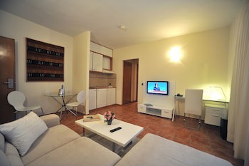 Casablanca Suites & Spa