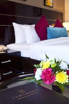 Landmark Hotel Riqqa fotoğrafı