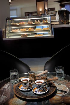 Al Safir Hotel & Tower