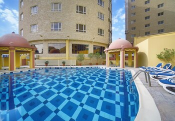 Al Safir Hotel & Tower
