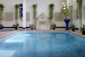 Al Safir Hotel & Tower