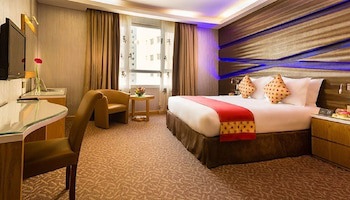 Al Safir Hotel & Tower