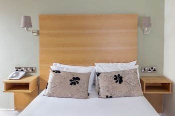 Coach House Hotel