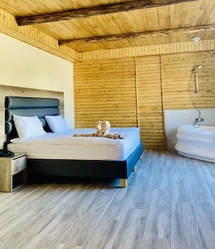 Faraya Village Club
