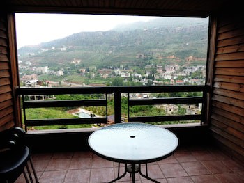 Faraya Village Club