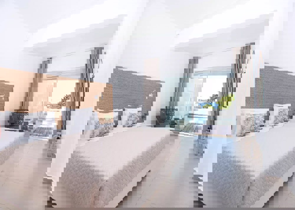 Manoulas Beach Mykonos Resort