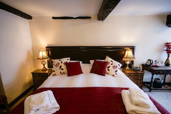 Black Boy Inn