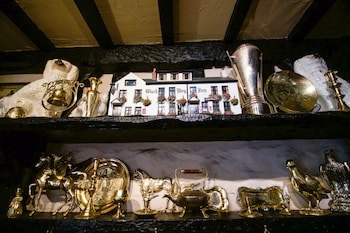 Black Boy Inn